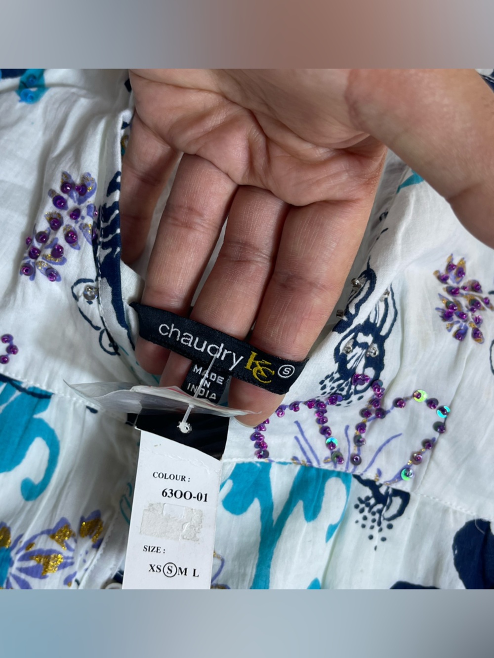 CHAUDRY KC White Floral Tiered Casual Sundress with Teal and Navy Accents - Picture 2 of 15